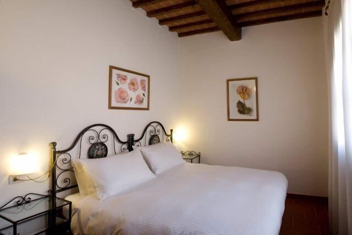 Appartamento, 1 camera da letto | Biancheria da letto di alta qualità, una cassaforte in camera