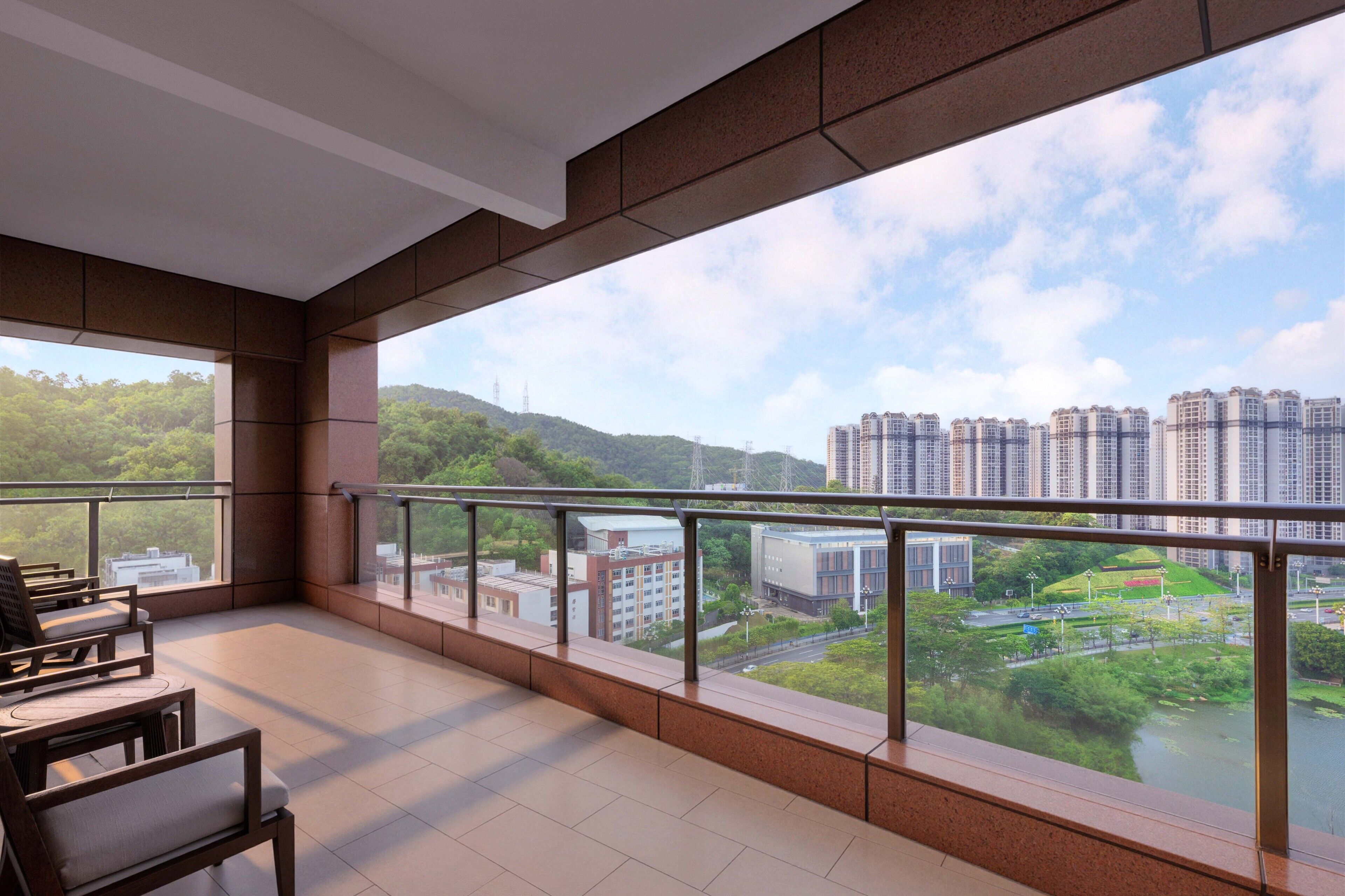 ambassador suite with lounge access | view from room