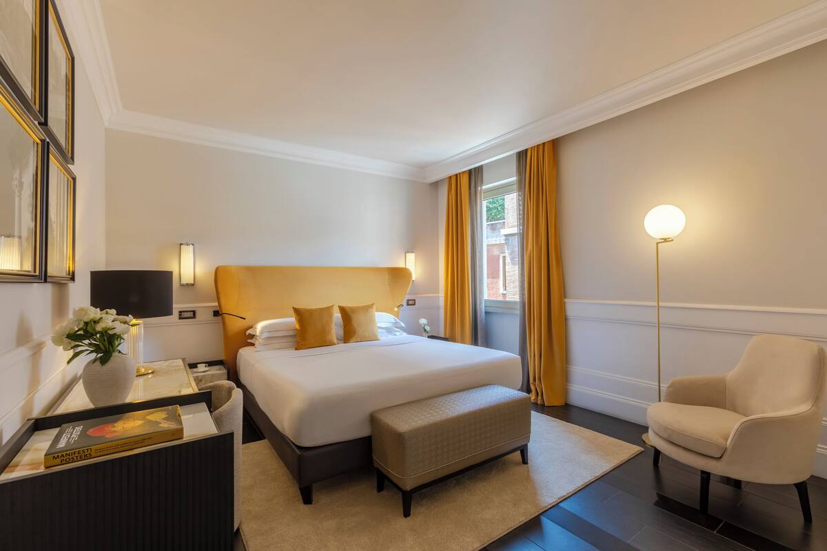 Classic Double Room