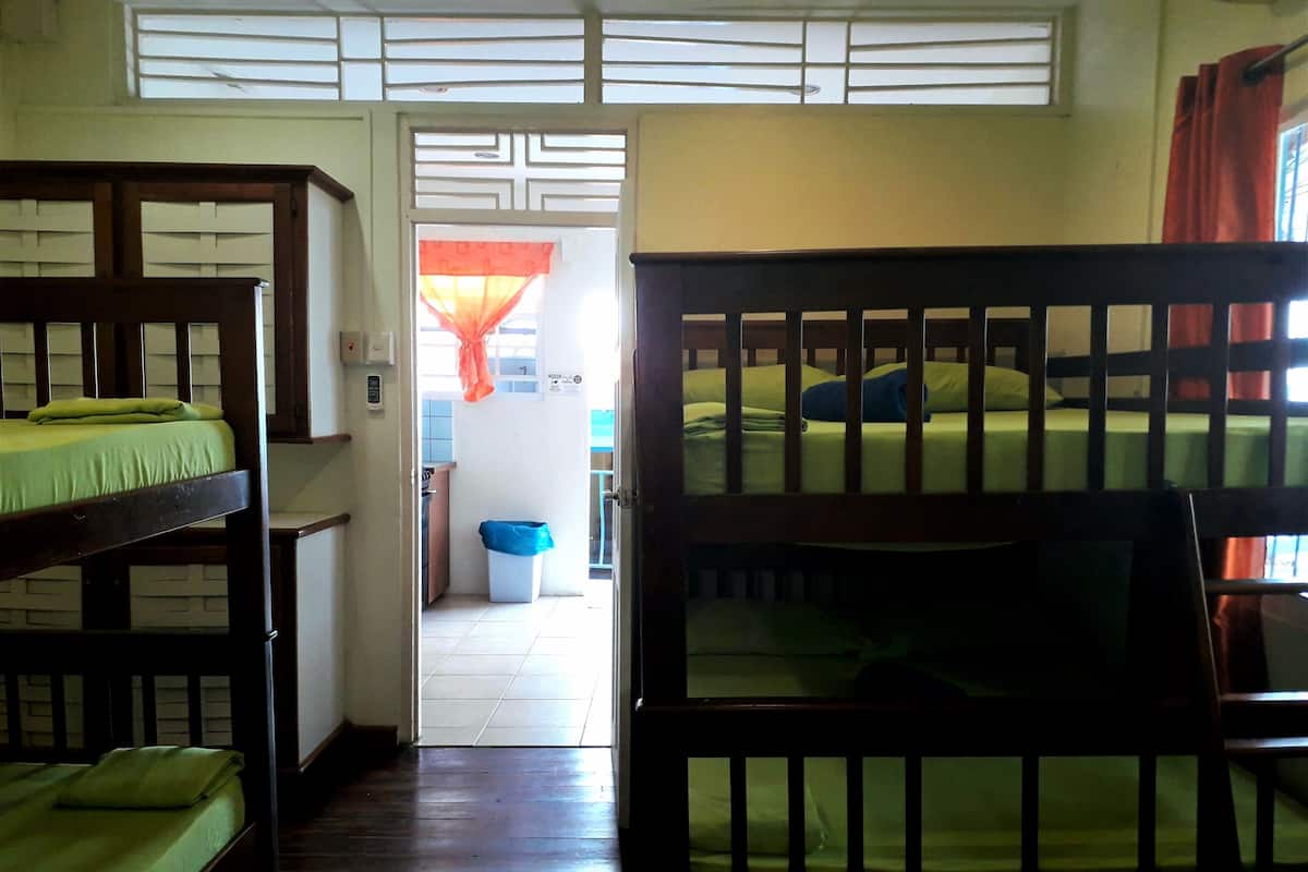 Appartamento familiare, 1 camera da letto, cucina, vista spiaggia | 1 camera, con stile personalizzato, con arredamento individuale, Wi-Fi