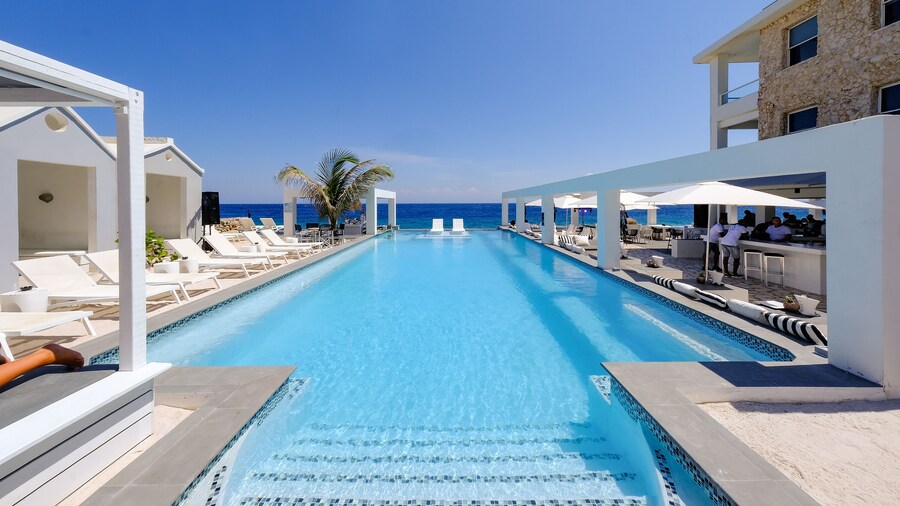 Saint Tropez Boutique Hotel