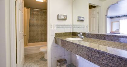 Best Whittier Inn