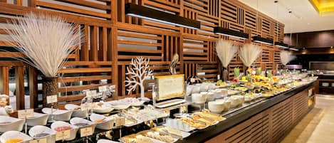 Dagelijks ontbijtbuffet (EUR 25 per persoon)
