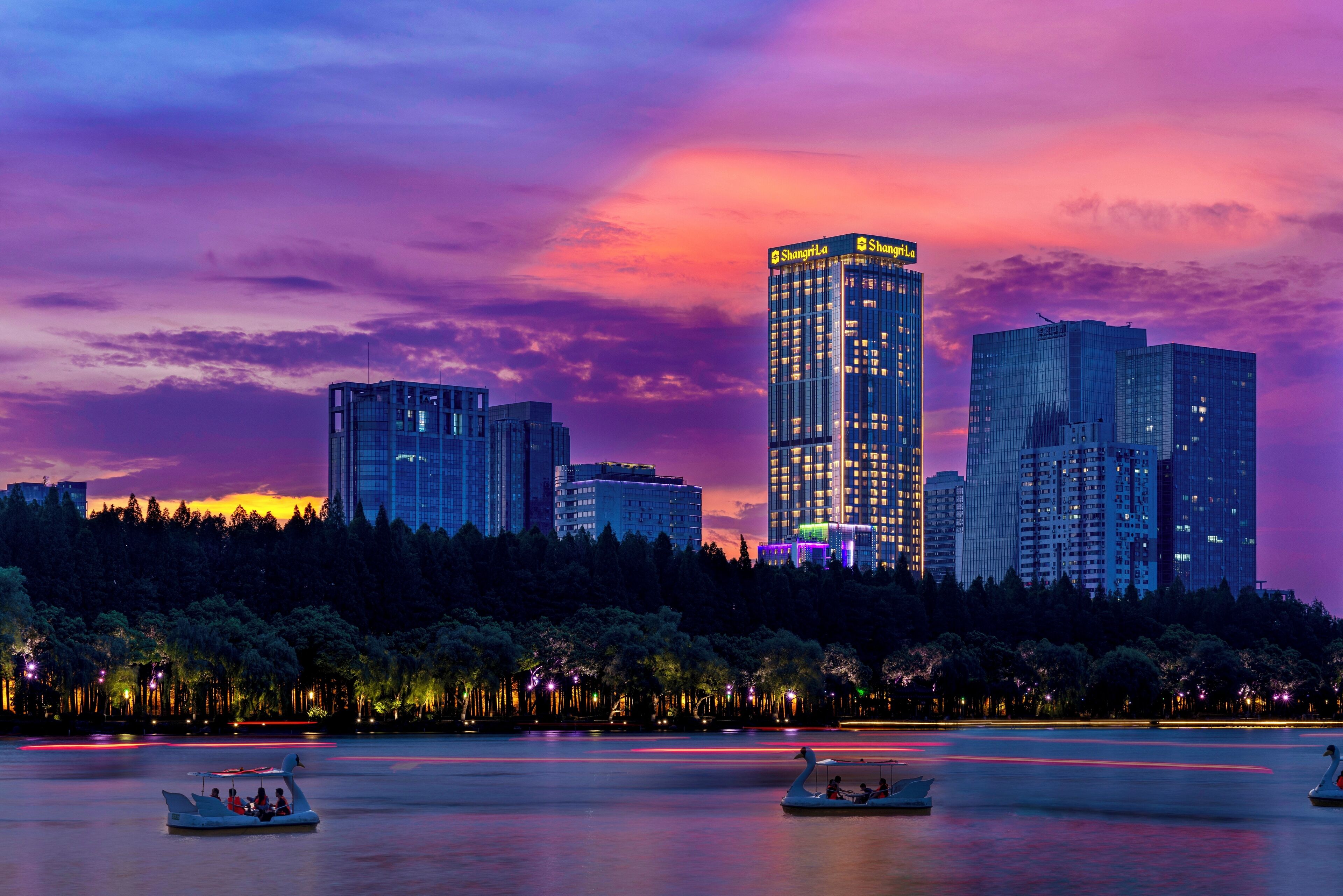 المنشأة من الخارج