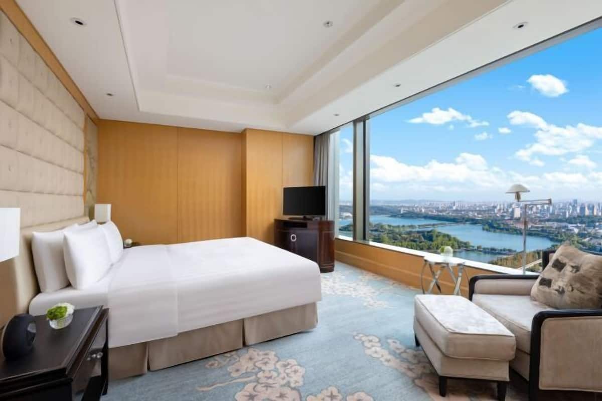 1 dormitorio, ropa de cama de alta calidad, minibar y caja fuerte