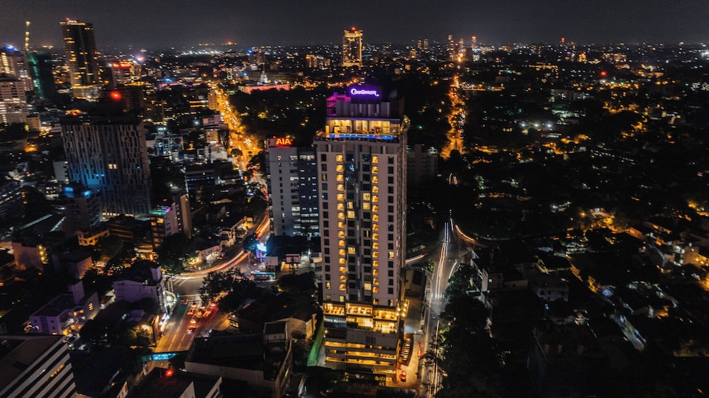 Cinnamon Red Colombo by null