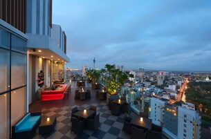 Se sirven desayunos, almuerzos y cenas; cocina fusión