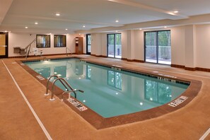 Indoor pool - Holiday Inn Express & Suites West Ocean City by IHG (Ocean City)