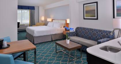 Holiday Inn Express & Suites West Ocean City by IHG
