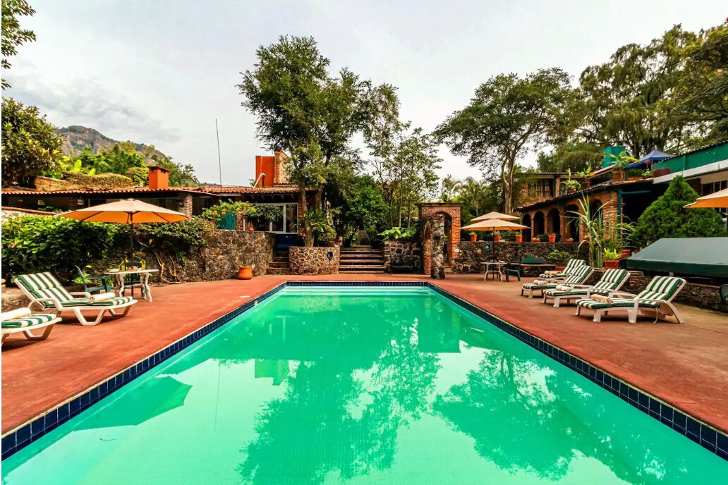 Outdoor pool, sun loungers