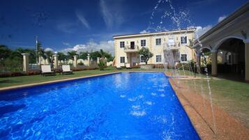 Outdoor pool, open 8:00 AM to 8:00 PM, sun loungers