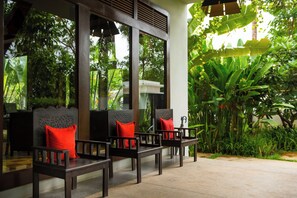Lobby sitting area - Sokkhak Boutique Resort (Siem Reap)