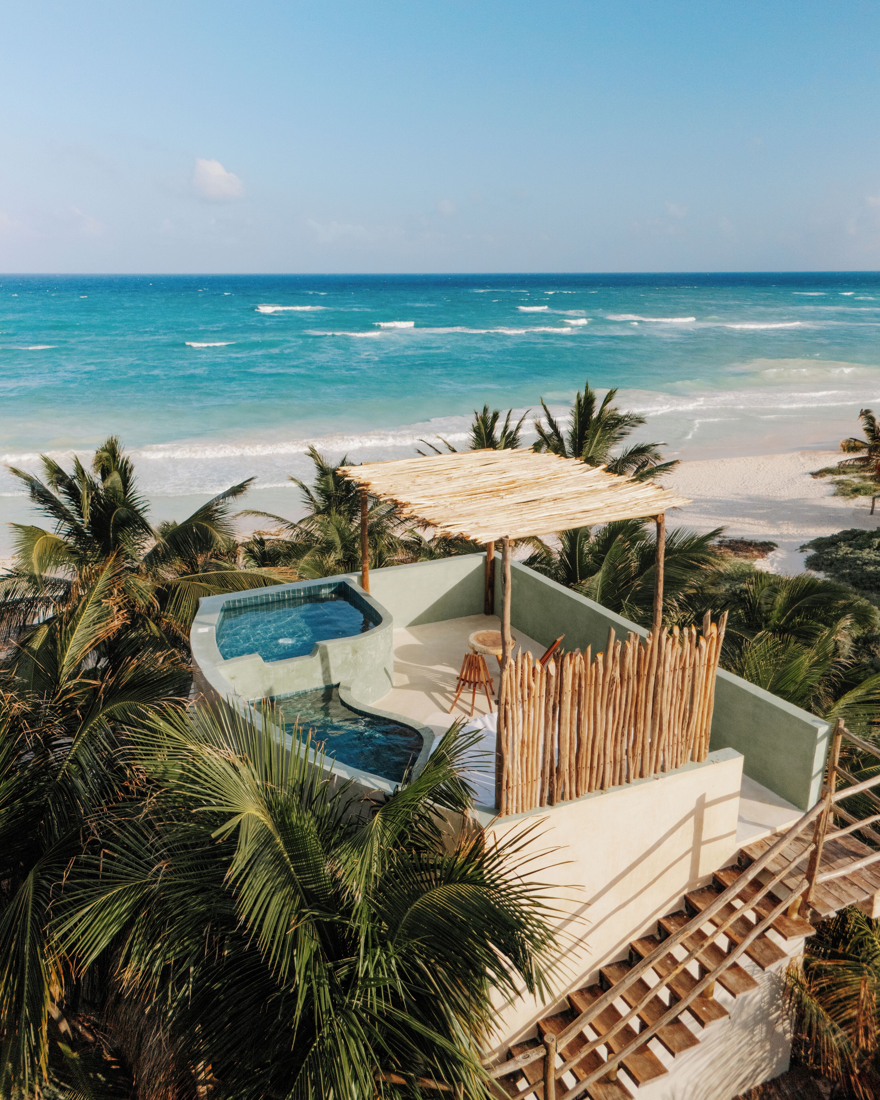 مغطس سبا خارجي