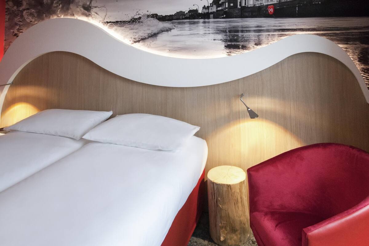 Standaard kamer, 2 eenpersoonsbedden | Luxe beddengoed, een bureau, verduisterende gordijnen