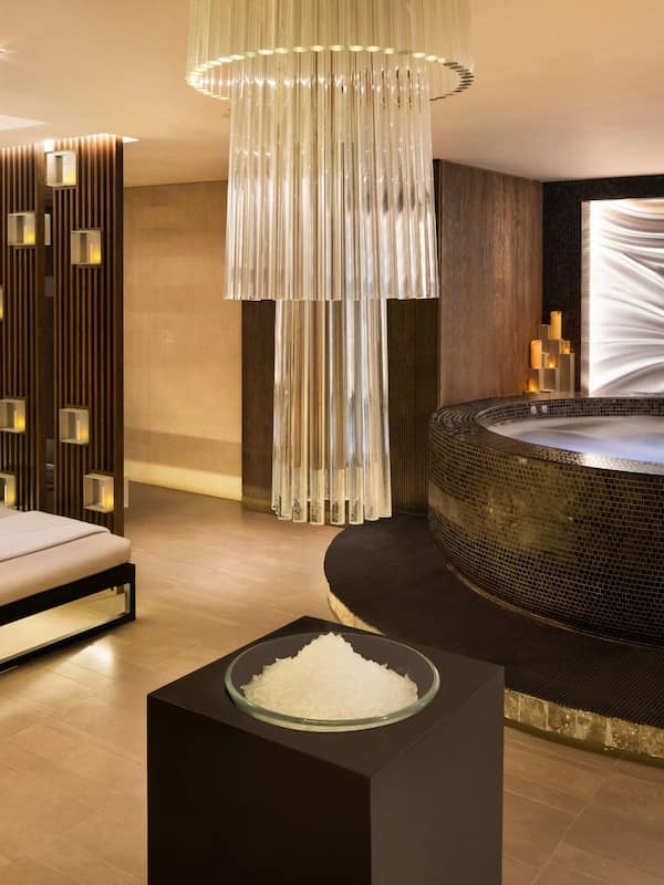 Sauna, steam room, body treatments, hot stone massages