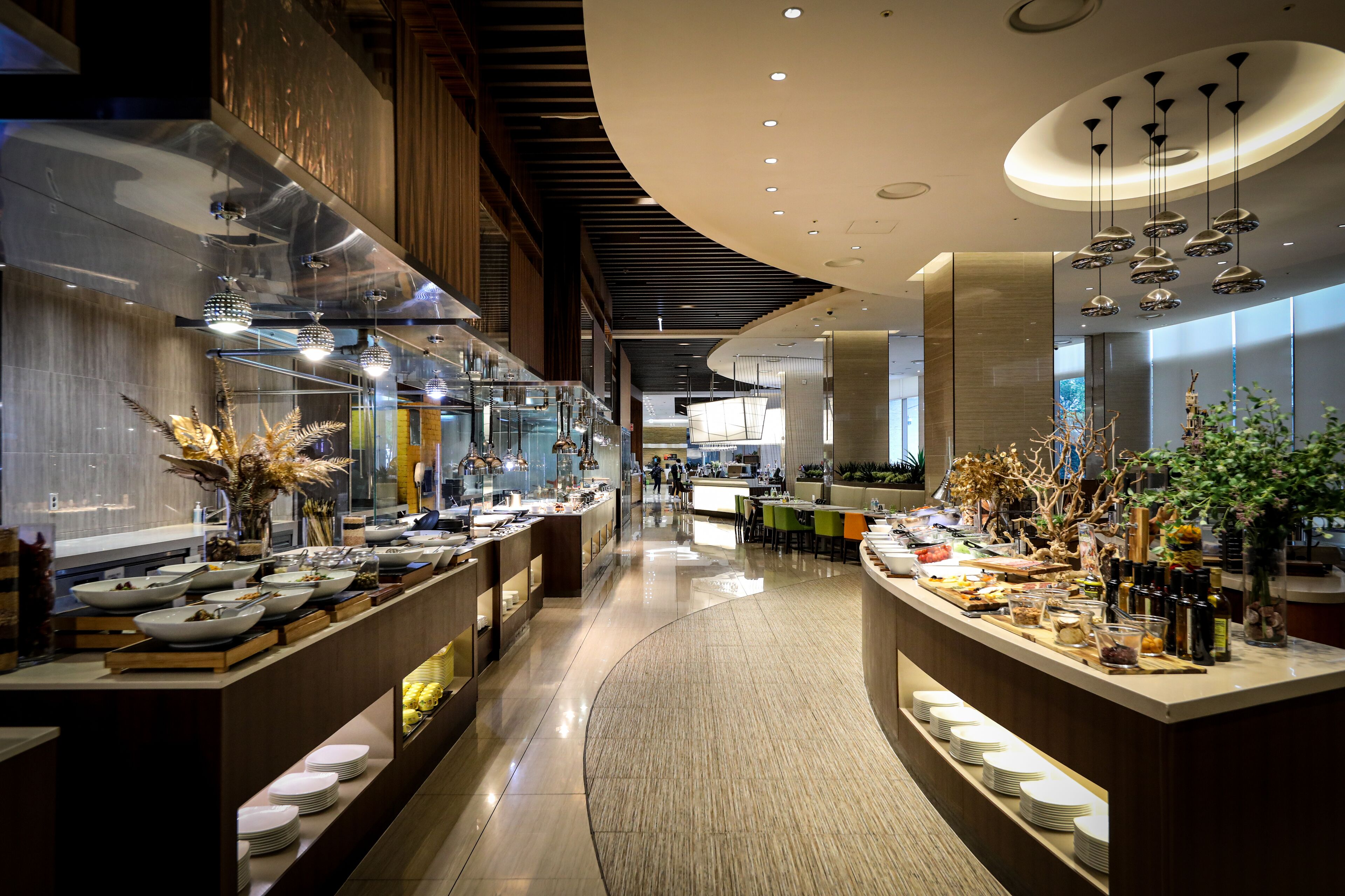 Frühstück, Mittagessen und Abendessen