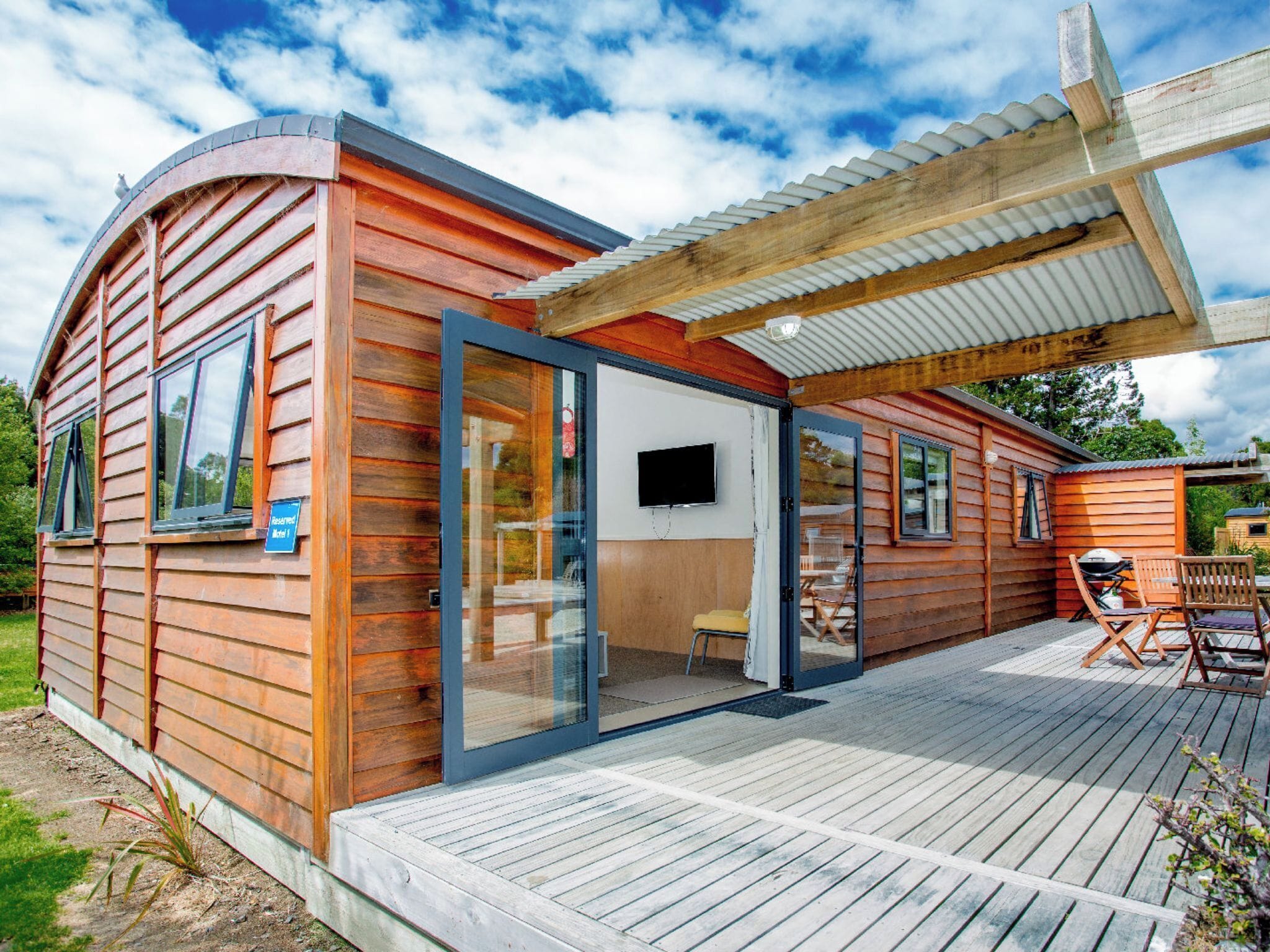 Motel Unit 2 | Terrace/patio