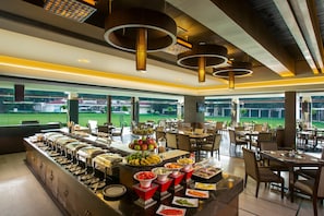 Daily buffet breakfast (INR 700 per person)