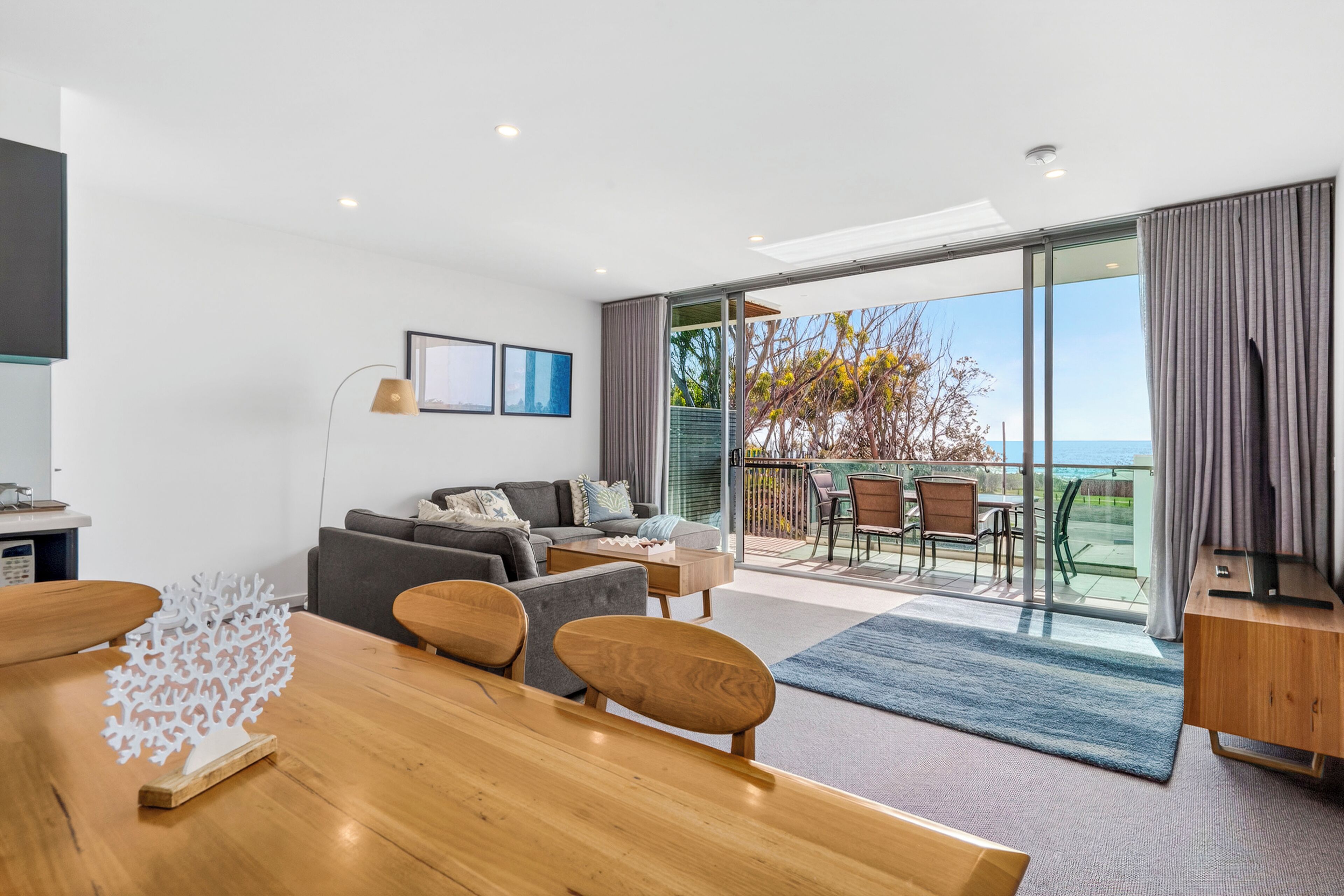 Penthouse Apartment - Ocean View | Living area
