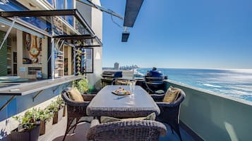 Panoramic Loft | Living area