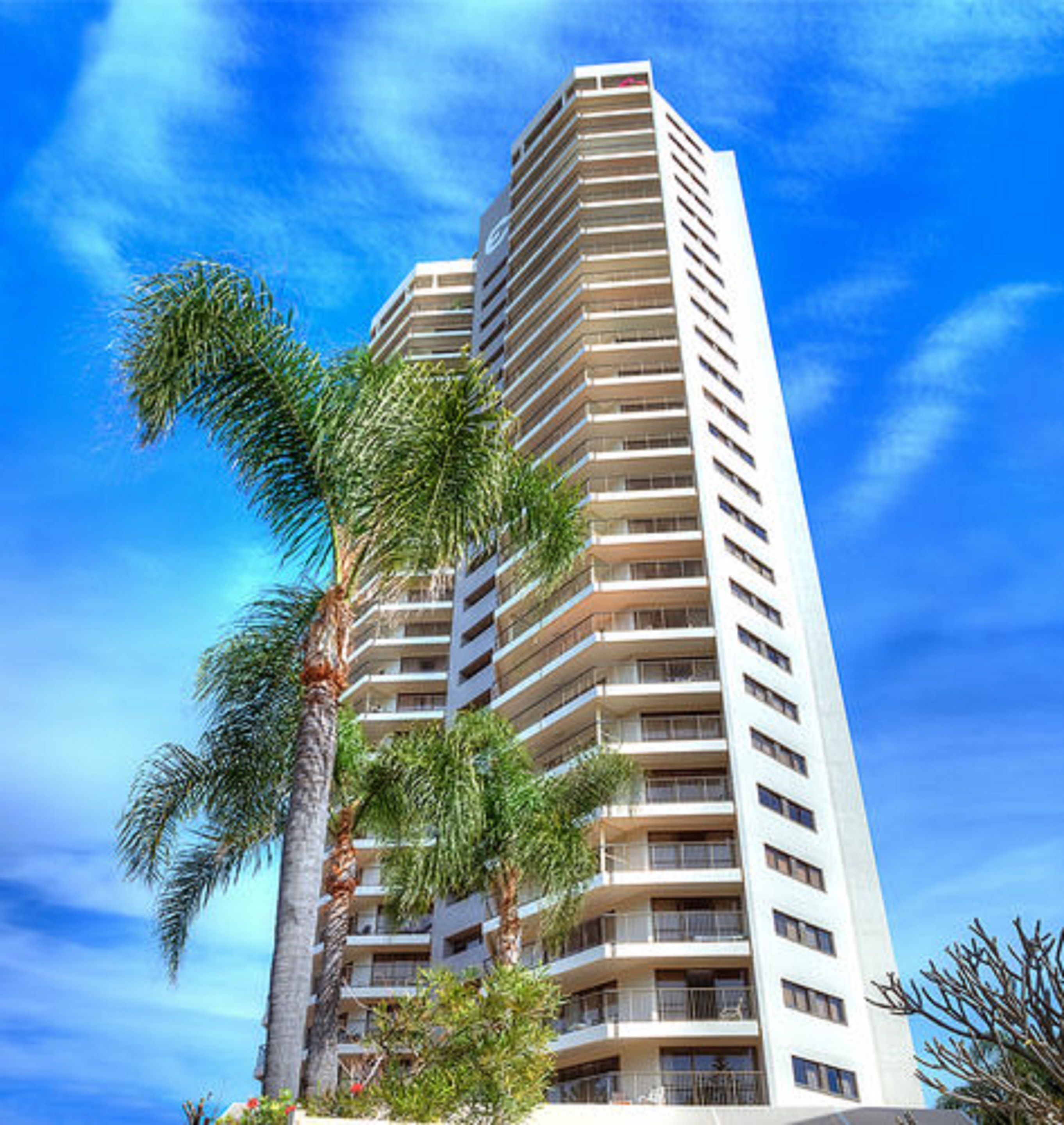 Burleigh Esplanade Apartments — image 23