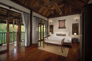 Overwater Bungalow | Minibar, in-room safe, desk, blackout drapes - Maison Dalabua (Luang Prabang)