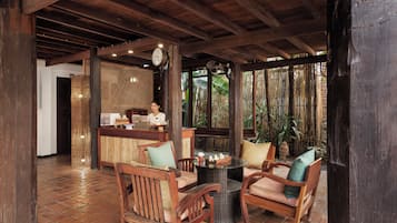 Perawatan tubuh, aromaterapi, body scrub, dan perawatan wajah