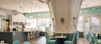 Hotel R Kaohsiung