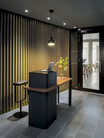 Lobby. OKKO Hotels Grenoble Centre