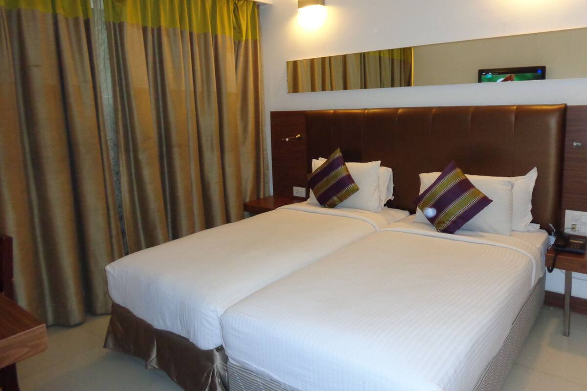 Standard Room | Egyptian cotton sheets, premium bedding, down duvets, minibar