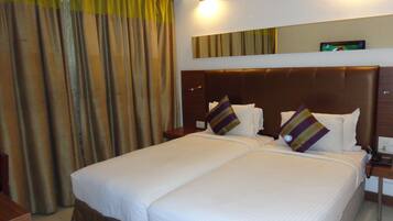 Standard Room | Egyptian cotton sheets, premium bedding, down duvets, minibar