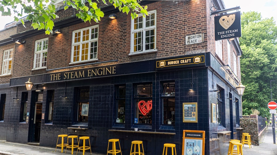 PubLove @ The Steam Engine - Hostel