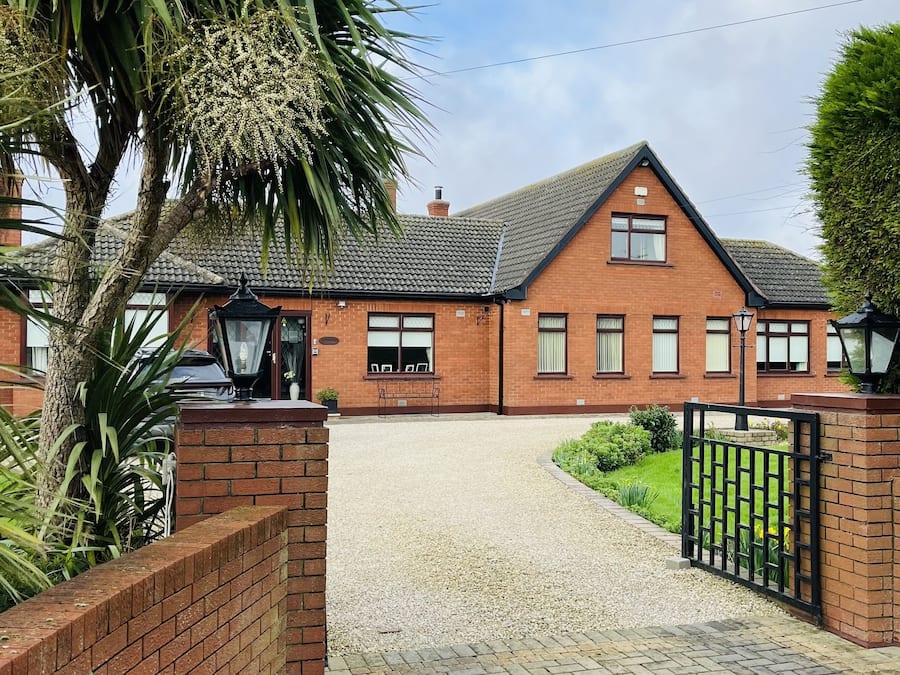 Bagian depan properti