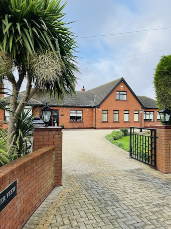 Front of property. Heatherview B&B