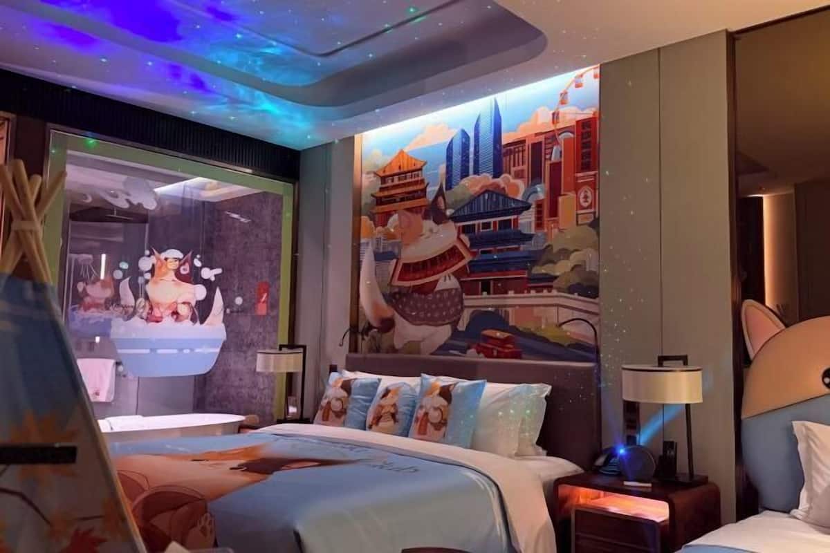 1 bedroom, down comforters, minibar, in-room safe