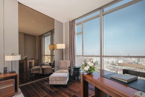 1 bedroom, down duvets, minibar, in-room safe