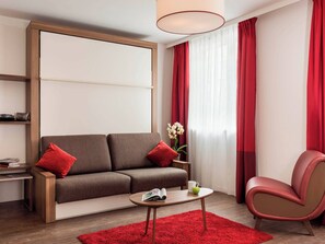Studio, 1 Double Bed | Premium bedding, in-room safe, desk, blackout drapes - Aparthotel Adagio la Défense Courbevoie (Courbevoie)