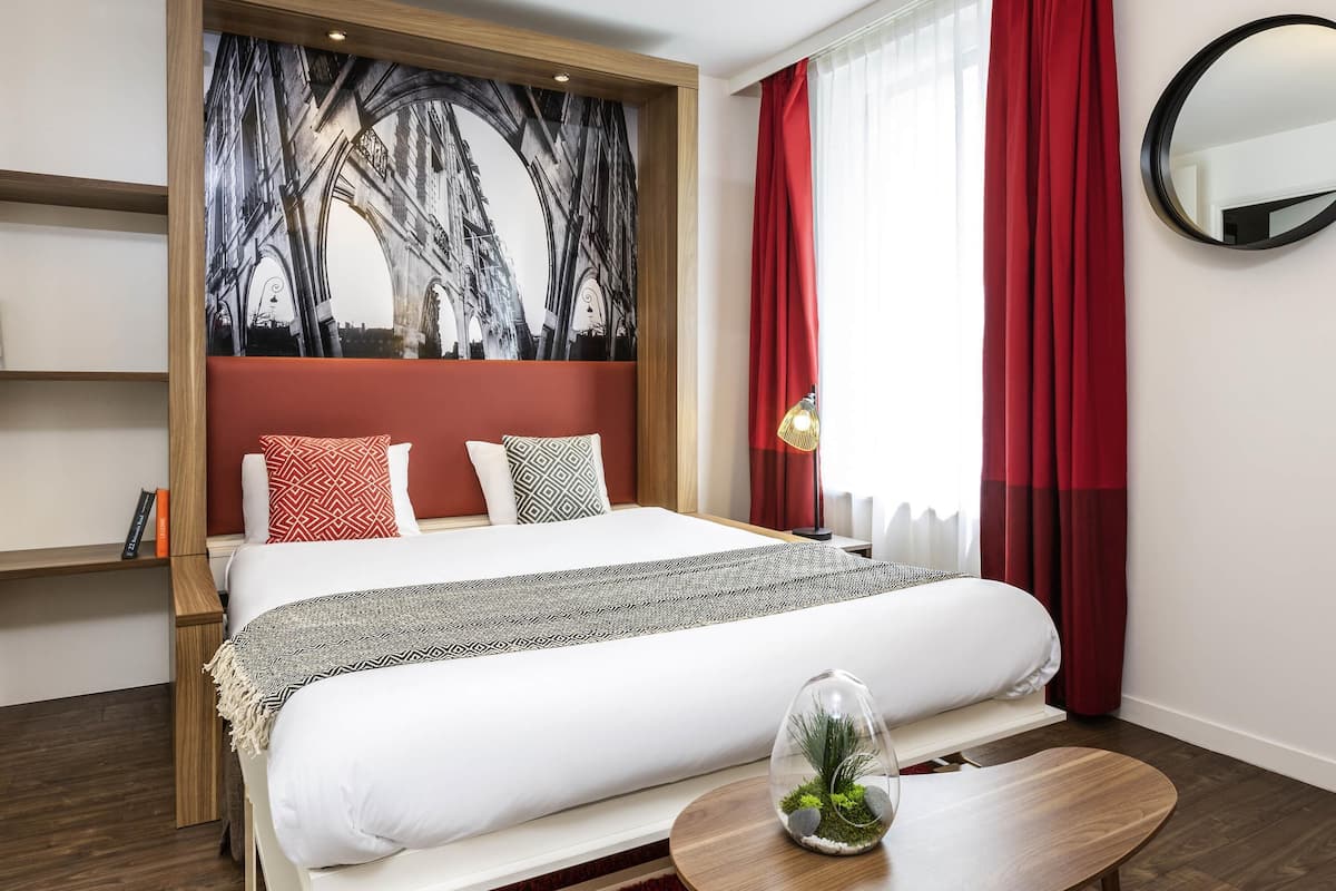 Studio, 1 Doppelbett | 1 Schlafzimmer, hochwertige Bettwaren, Zimmersafe, Schreibtisch