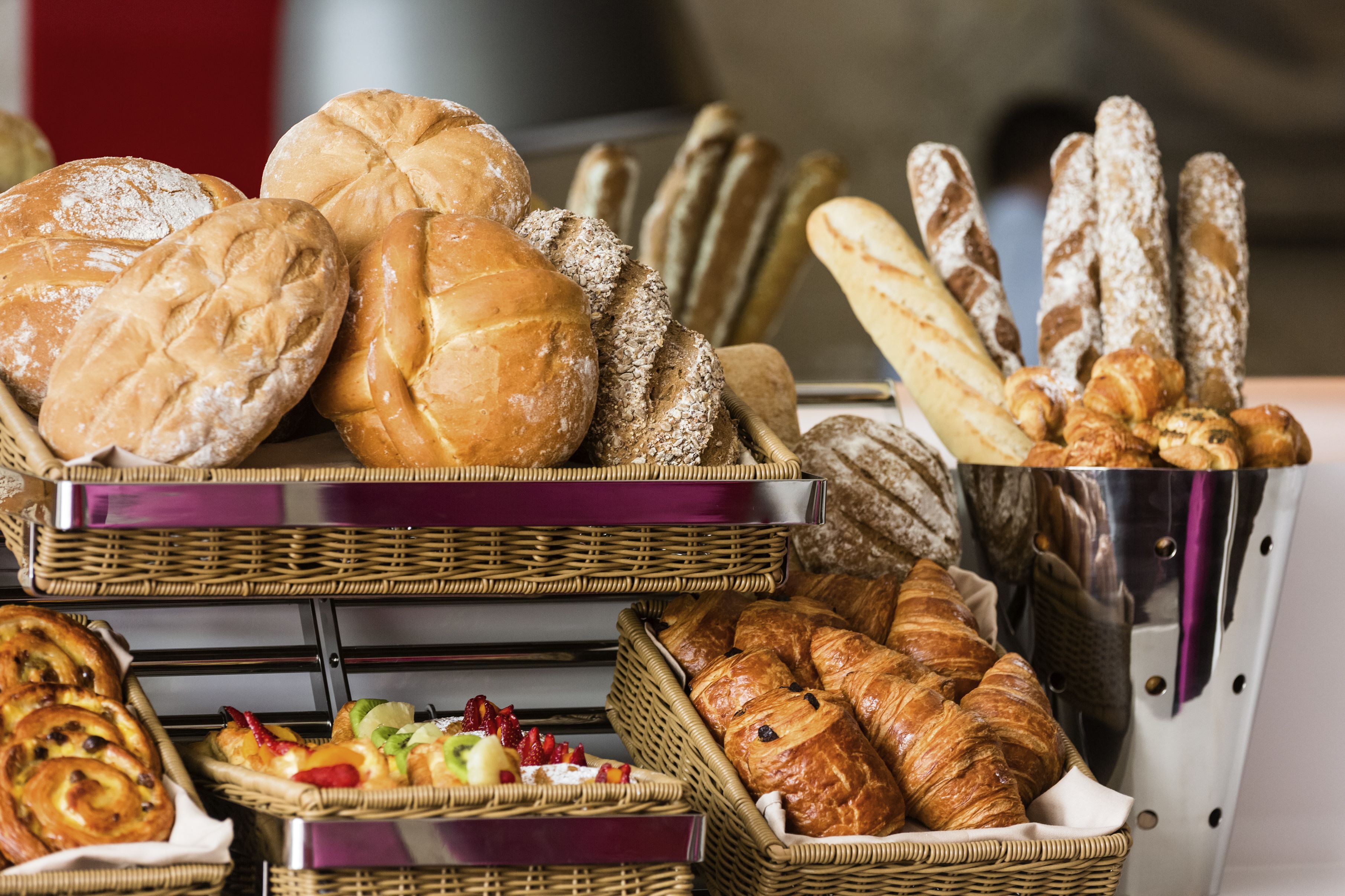 อาหารเช้า (AED 85 ต่อคน)