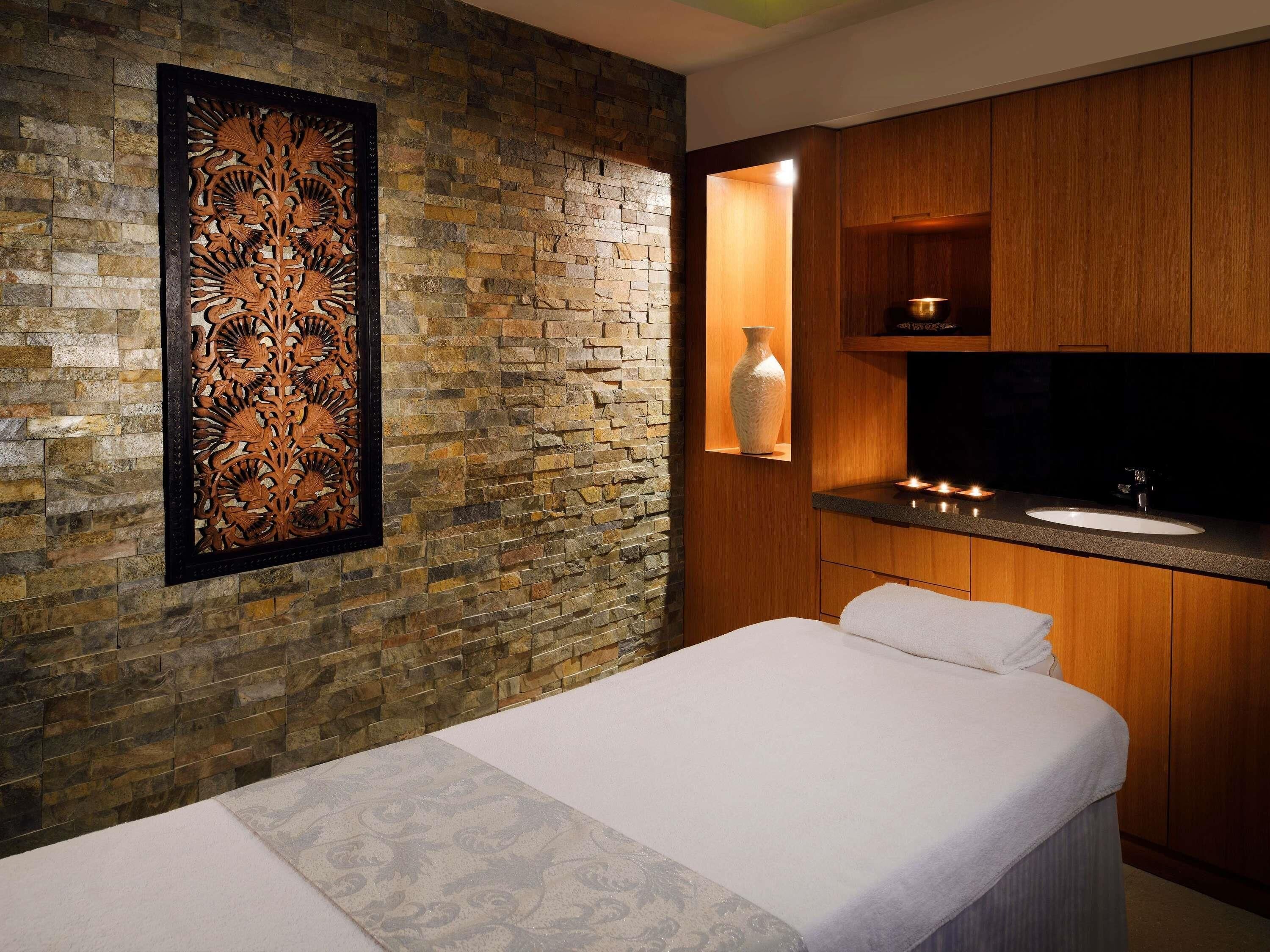 Body treatments, massages
