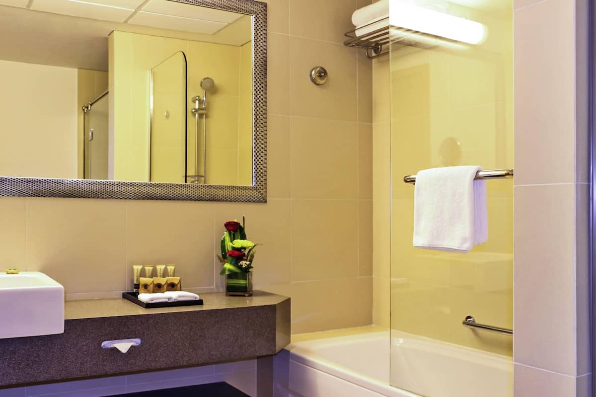 In-room safe, individually furnished, desk, laptop workspace