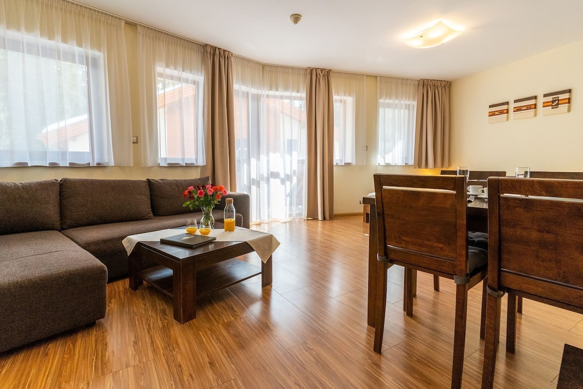 1 bedroom, in-room safe, blackout curtains, free WiFi