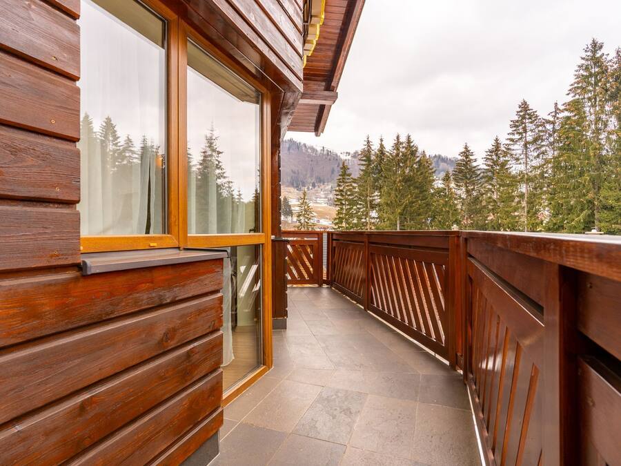 Zimmersafe, Verdunkelungsvorhänge, kostenloses WLAN