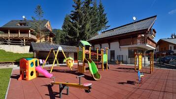 Children's play area - outdoor