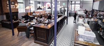 PubLove @ The Crown, Battersea - Hostel