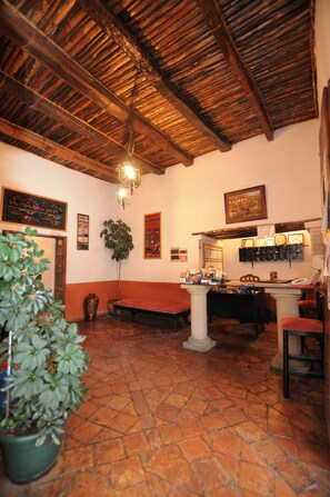 Lobby - Hostal Recoleta Sur (Sucre)