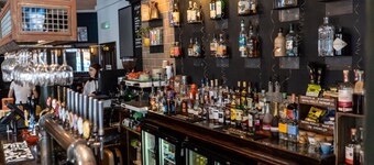 PubLove @ The Green Man - Hostel