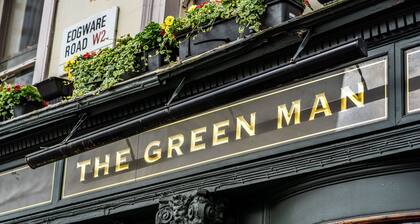 PubLove @ The Green Man - Hostel