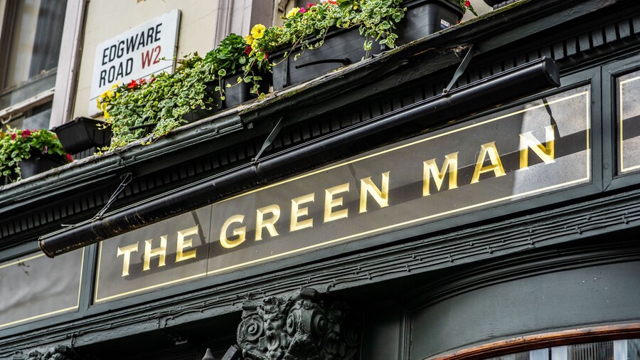 PubLove @ The Green Man - Hostel