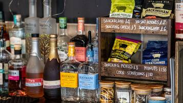 Thức ăn và đồ uống